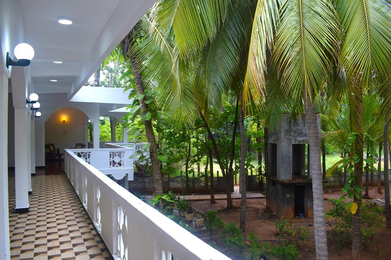 Palm Beach Resort By Yosha Guest Trincomalee Exterior photo